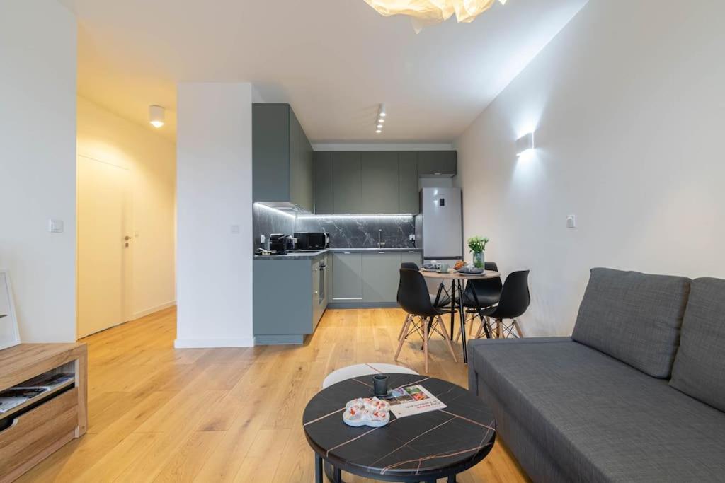 Olive Tree Apartment - Klimatyzacja - Air Conditioning-Self-Check-In Katowice Zewnętrze zdjęcie